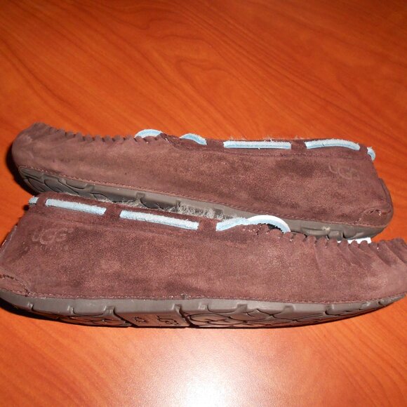UGG 5612 DAKOTA MOCCASINS SLIPPERS CHOCOLATE BROWN SUEDE US WOMEN'S 7 - Picture 7 of 8